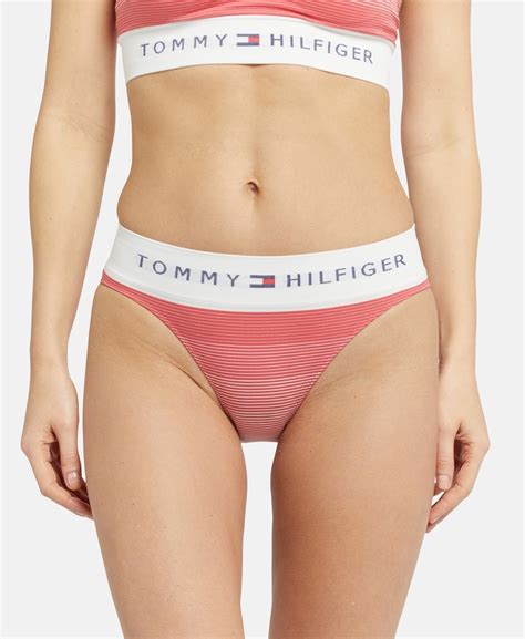 Трусы Tommy Hilfiger - купить за 1 690 ₽ с доставкой по Москве и России ...