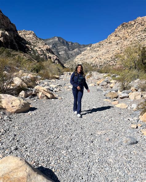 Danni Davis (@trailblazingdanni) • Instagram photos and videos