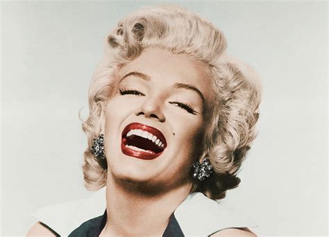 Marilyn Monroe Pictures Black And White With Red Lips | Lipstutorial.org