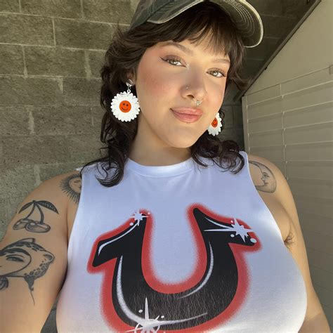 Cherry Is Hairy Nude