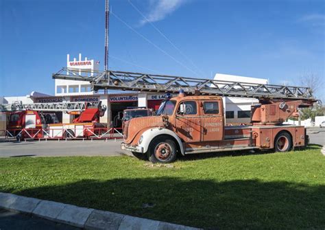 Vintage fire engine stock photo. Image of ladder, brigade - 172791994