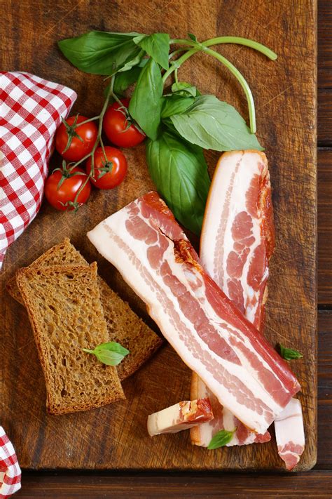 How Long Does Bacon Last Once It's Open? - Food Fanatic