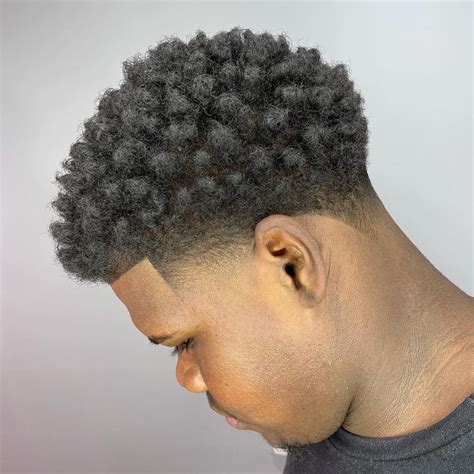 Estilos De Corte De Cabelo Masculino Crespo - Corte de cabelo crespo masculino 70 estilos para se inspirar – Artofit