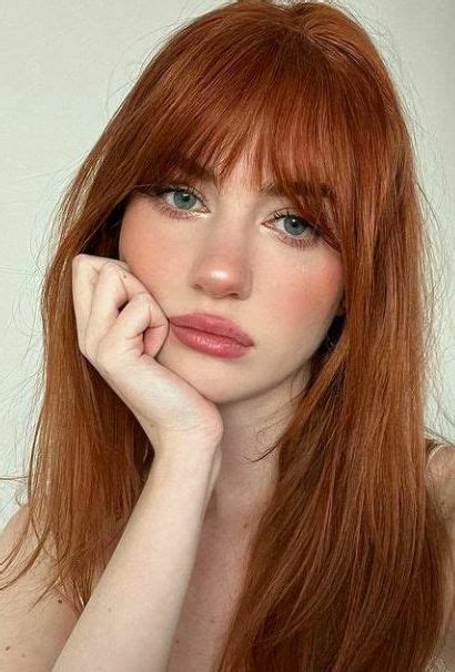 The gingerbread caramel hair color is the hottest comeback trend for ...