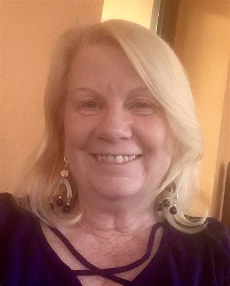 Pensacola Craigslist: Community & Events - Truth or Fiction