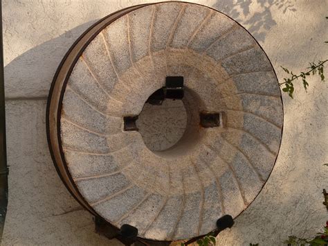 millstone mill stone  photo  pixabay
