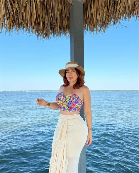 Marleny1 - Marleny1 added a new photo.