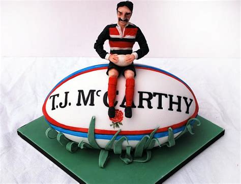 Rugby Ball Cake - Decorated Cake by Danielle Lainton - CakesDecor