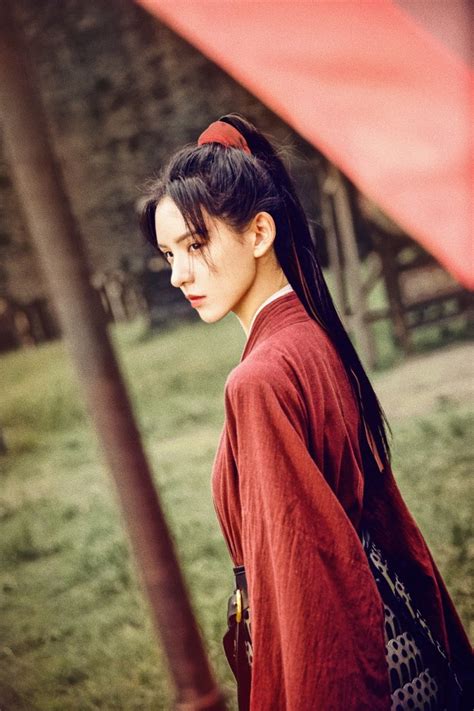 Чжан Юй Си в образах диснеевских красавиц - YesAsia.ru