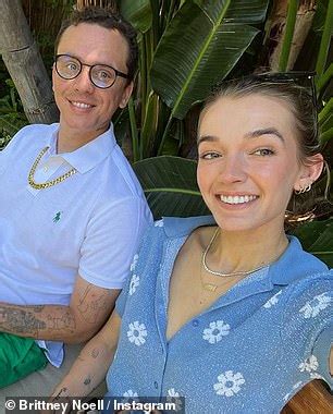 logic kicks    year  announcing   wife  expecting