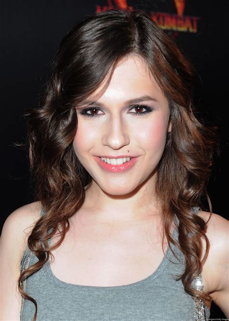 Picture of Erin Sanders in General Pictures - erin-sanders-1325040392
