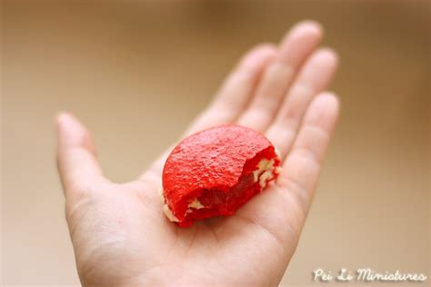 Dollhouse Miniatures, Miniature Food Jewelry, Craft Classes: Macarons