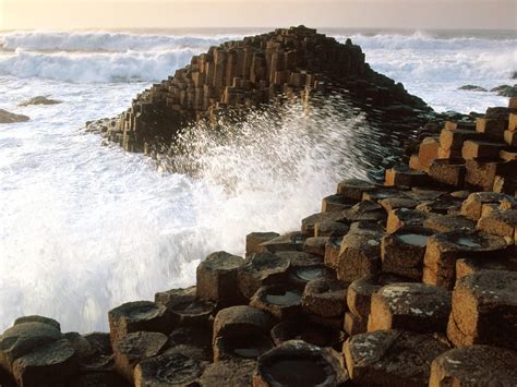 The Giants' Causeway Northern Ireland | Travel And Tourism