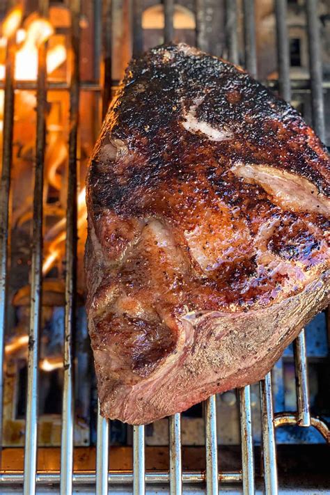 What is BBQ vs. grilling vs. smoking vs. live fire cooking? - BBQ Tips