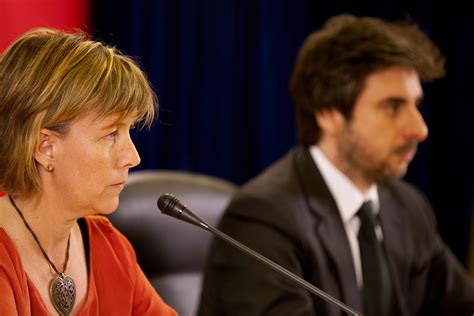 classify portuguese minister  finances