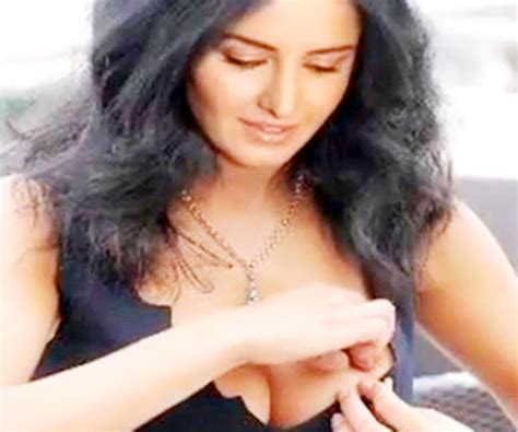 celeb oops moment photo