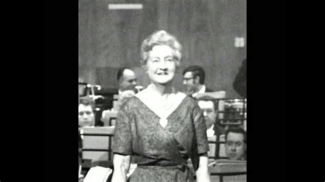 ALINE VAN BARENTZEN plays BEETHOVEN Sonatas No.8 & 9 (RADIO 1951) - YouTube