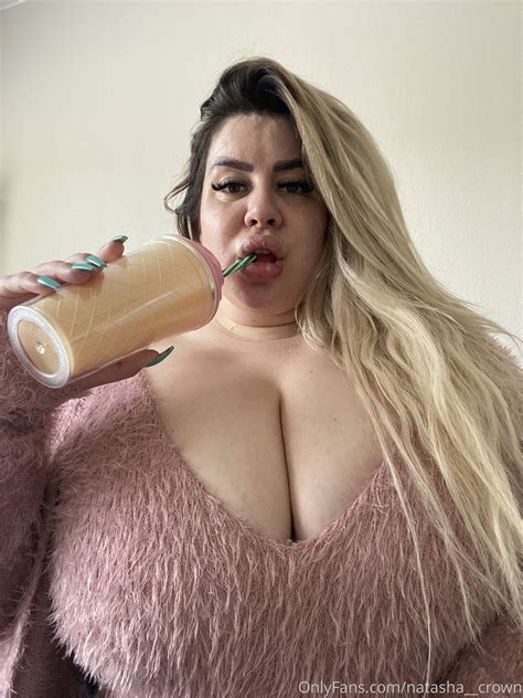 BBW bimbo Natasha Crown | Scrolller
