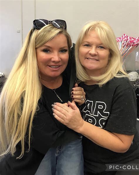 Gilf sisters : r/gilf