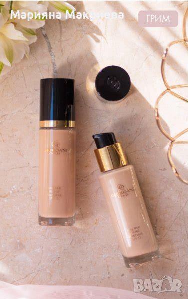 Дълготраен минерален фон дьо тен Giordani Gold SPF 20 в Декоративна ...
