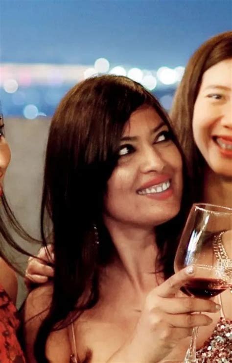 Make her feel special with these 5 ideas