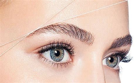 What Is Eyebrow Threading? Complete Guide - 2022 | Fabbon