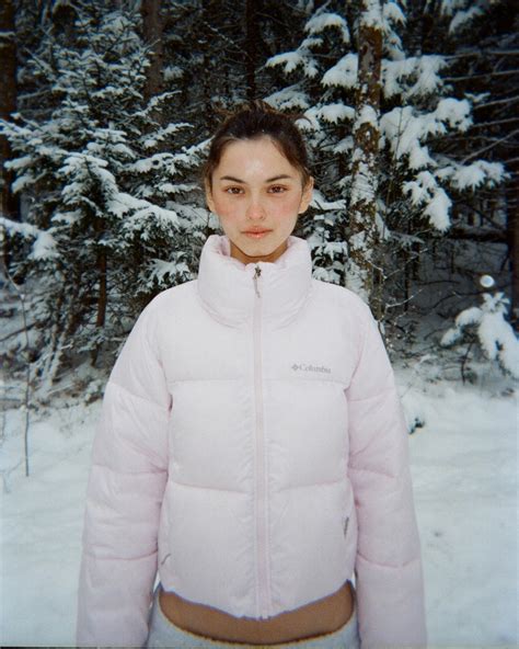 Beca Michie | 🇬🇧 No pants November comin’ up | Instagram