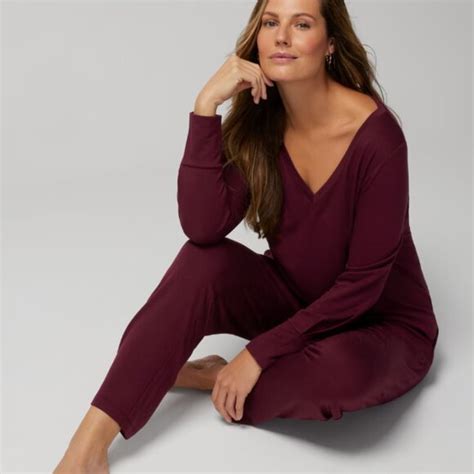 soma intimates sleepwear nwt soma sunday longsleeve vneck set