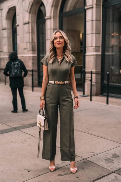 23 Museum Visit Outfits to Inspire Your Artsy Side