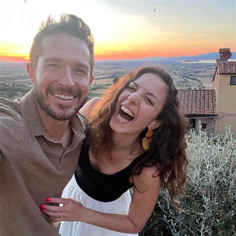 Wes Glakas and Sara Ferrara's Wedding Website