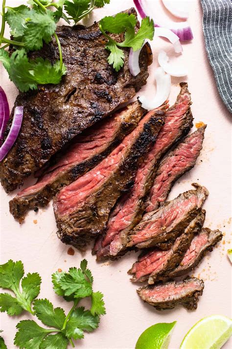 how to cook a skirt steak in a pan