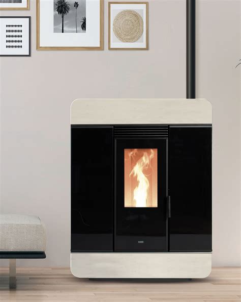 🔥 Stufa a Pellet Klover Diva 90s – 8,4 kW, Efficienza e Design Moderno