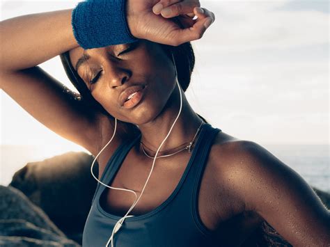 Is Salty Sweat Something to Worry About When You Exercise in the Heat