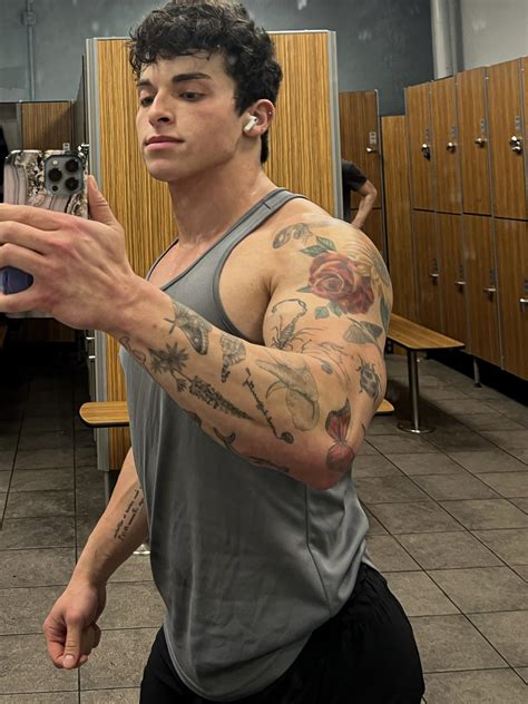 Fan Of Boys on Twitter: "RT @tyleriacona: 🐽 https://t.co/jppnzEQyRU