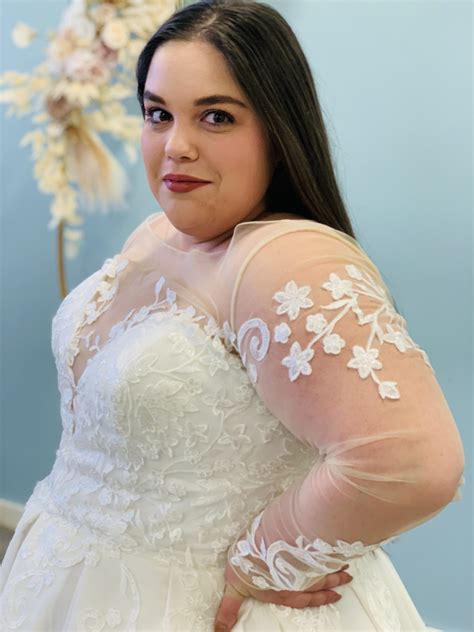Knoxville Wedding Gowns | Proms | Formal Wear | Prom Gowns | Prom