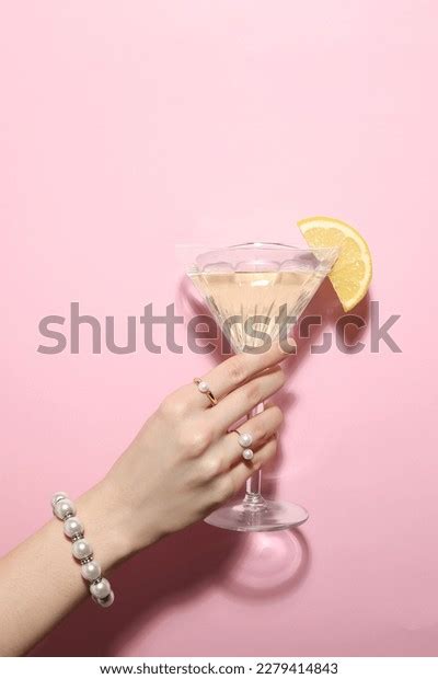 Hand Holding Martini Glass: Over 3,173 Royalty-Free Licensable Stock ...
