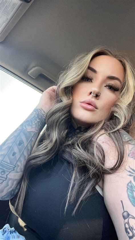 Tay (@tattedbadie2341) [instagram] : r/inked_babes