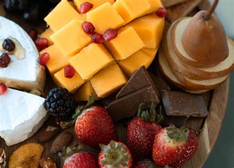Delicious Chocolate And Cheese Pairing Ideas – Whitakers Chocolates UK