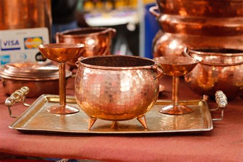 Usos Do Cobre Na Vida Cotidiana Infographic: Copper's Contribution To