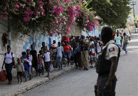 Rare glimpse inside neighborhood at the center of Haiti's gang war