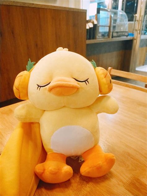 Duck - miniso - doll
