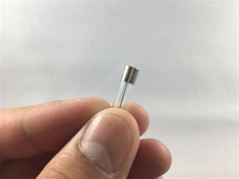 20Pcs F5AL250V 5A 250V Fast Blow Fuse 5 Amp Quick Blow Glass Fuse ...