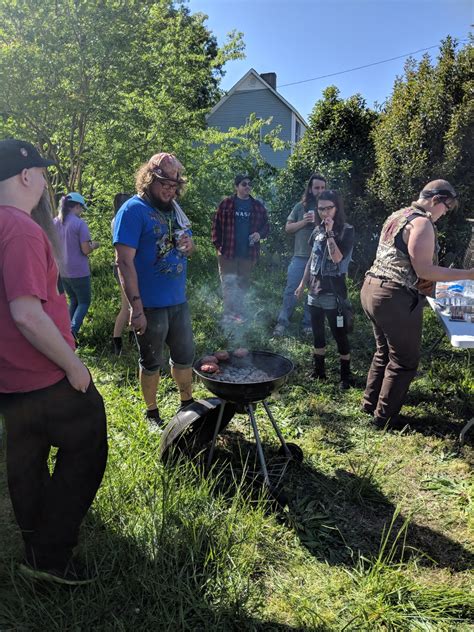 MACH 5 BOOTY SLAPPING