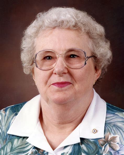 Evelyn Clarice Hively Obituary 2023 - Hamilton Funeral Home