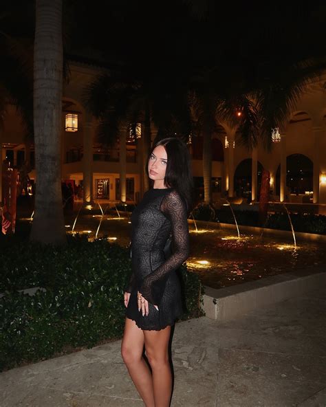 lily (@itslily.w) • Instagram photos and videos