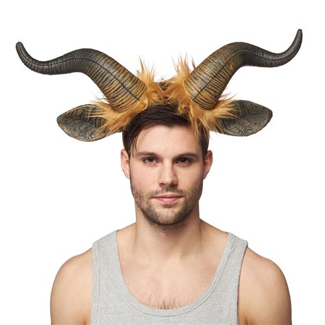 Beasty Horns – Kostume Room