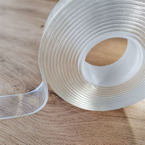 Oboustranná lepicí NANO páska - 25 mm x 2 mm x 3 m | Europack.cz