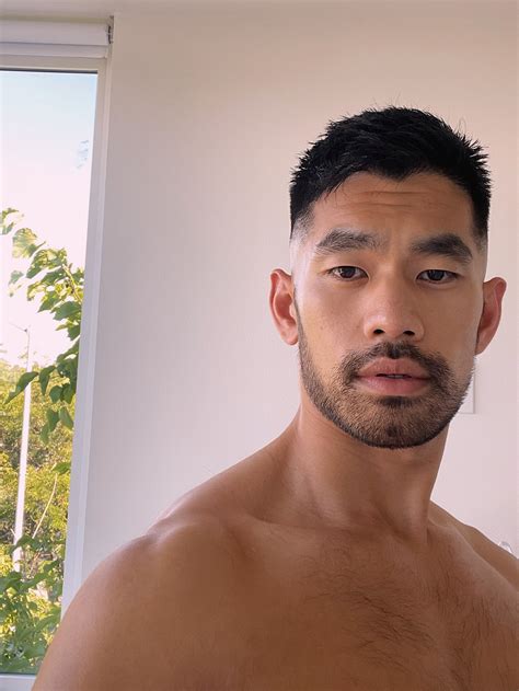 James Girth on Twitter: "@AntonyTrann Wow you’re still hot af" / Twitter