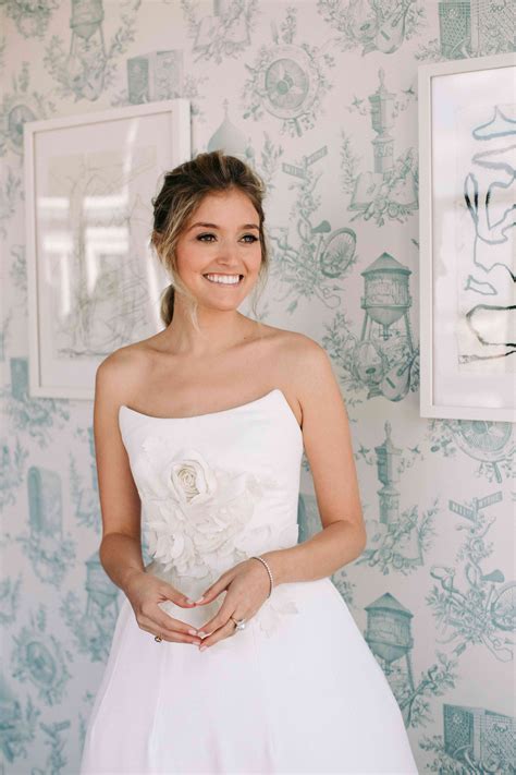 33 Hairstyles for a Strapless Wedding Dress