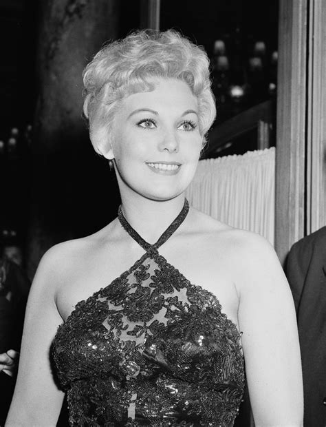 Kim Novak Net Worth - Wiki, Age, Weight and Height, Relationships